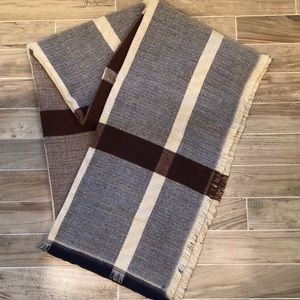Plaid scarf